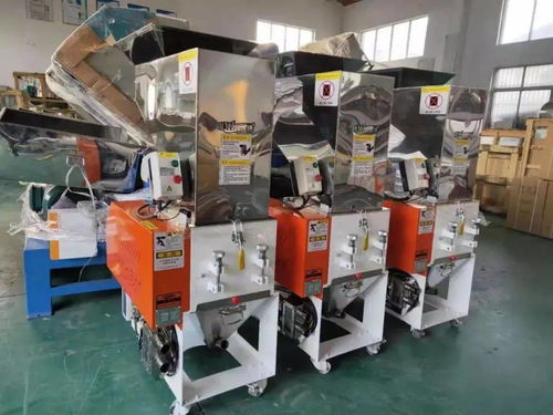 唯绝机械 深耕塑料机械领域，为电子元器件与机电组件制造提供整机配套解决方案